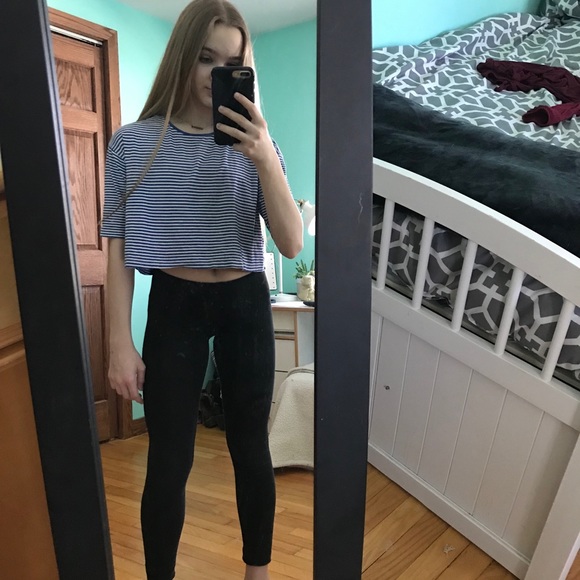 forever 21 girls Other - Forever 21 Girls Blue and White Striped Crop Top